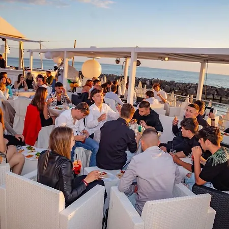 La Marea Monolocale Sul Mare Tirrenia